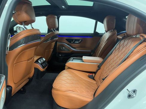 Certified 2023 Mercedes-Benz S 580e 4MATIC Sedan w/ AMG Line image 28