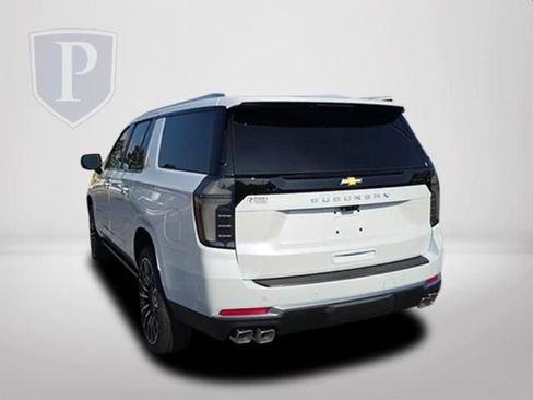 New 2026 Chevrolet Suburban High Country AWD/4WD image 8