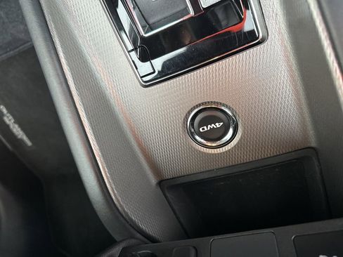 Used 2025 Mitsubishi Outlander Sport SE image 17