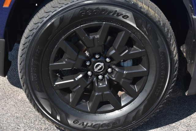 Used 2022 Nissan Frontier SV RWD image 10