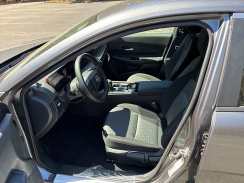 New 2026 Nissan Sentra SV w/ Floor Mat Package FWD image 14