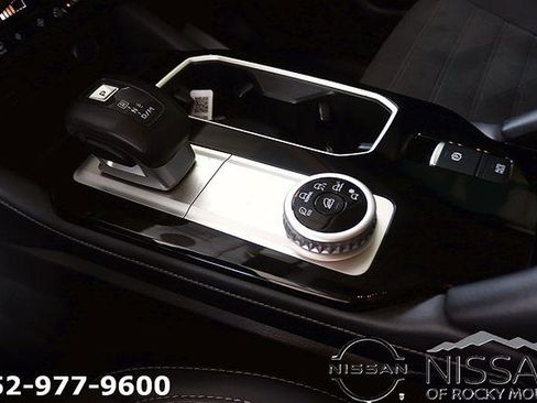 Used 2025 Mitsubishi Outlander SE FWD image 22