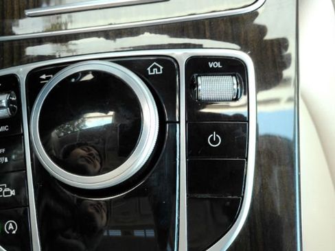 Used 2019 Mercedes-Benz C 300 C Class image 50