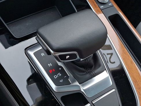 Certified 2023 Audi Q5 2.0T Premium w/ Convenience Package image 21