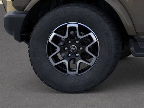 New 2025 Ford Bronco Outer Banks image 21
