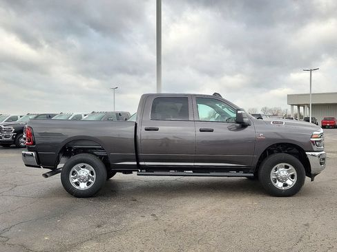 New 2026 RAM 2500 Tradesman AWD/4WD image 7