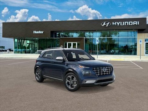 New 2026 Hyundai Venue SEL image 2