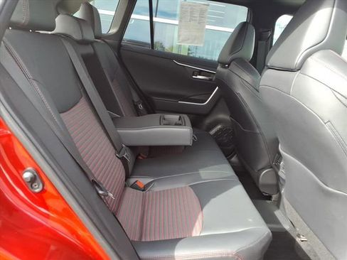 Used 2022 Toyota RAV4 XSE w/ Weather Package image 17