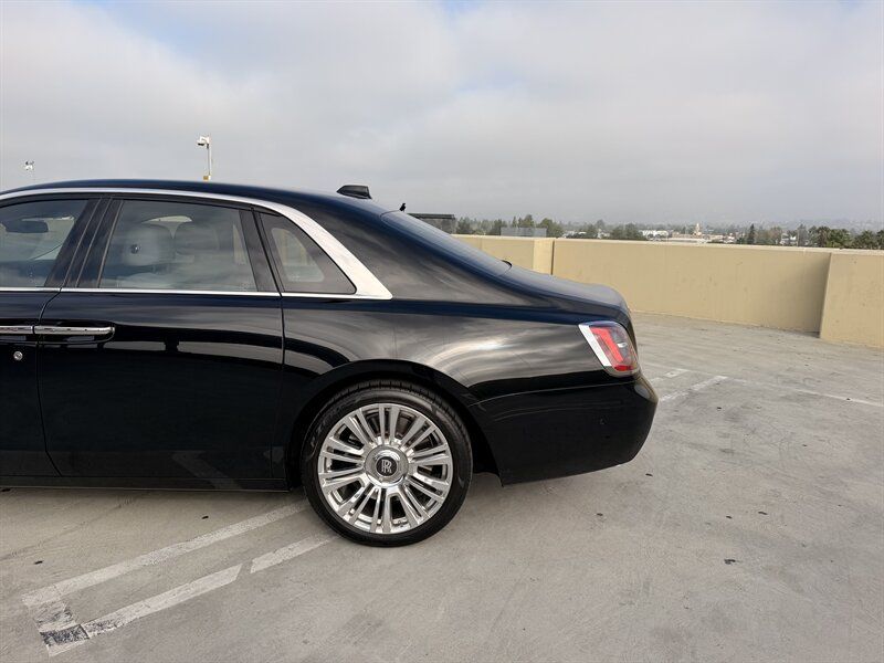 Used 2021 Rolls-Royce Ghost AWD/4WD image 4