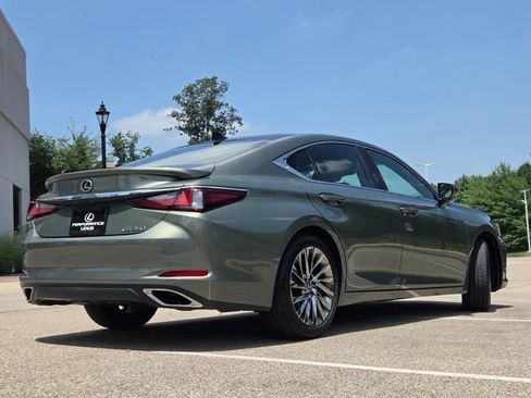 Used 2025 Lexus ES 350 w/ Accessory Package (Z1) FWD image 28