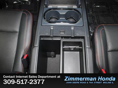 Used 2023 Nissan Titan PRO-4X w/ Pro-4x Convenience Package image 18