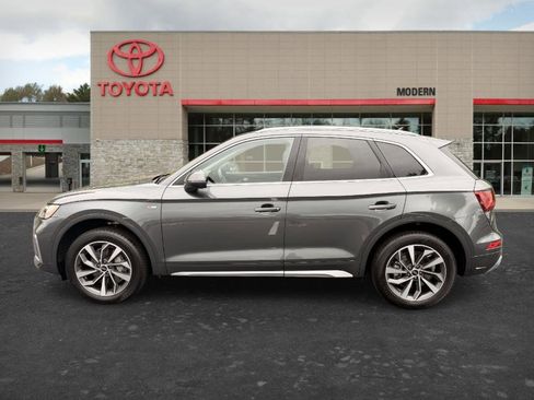 Used 2023 Audi Q5 2.0T Premium Plus w/ Premium Plus Package AWD/4WD image 7