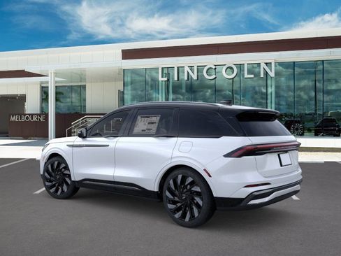 New 2026 Lincoln Nautilus Reserve AWD/4WD image 4