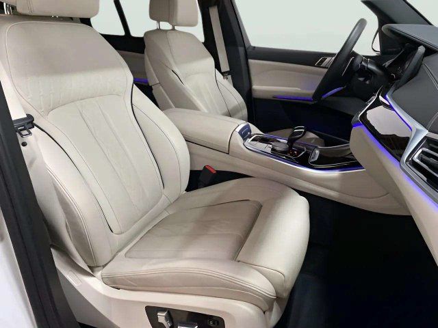 Used 2020 BMW X5 sDrive40i w/ M Sport Package RWD image 82
