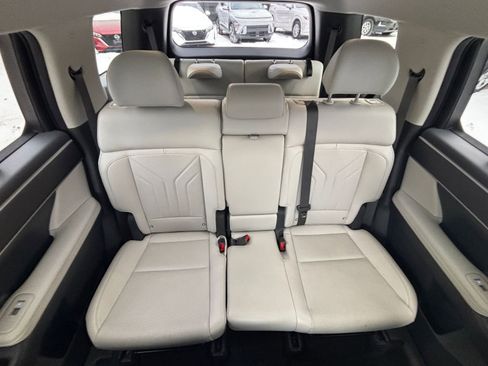 Used 2025 Hyundai Santa Fe SEL image 38