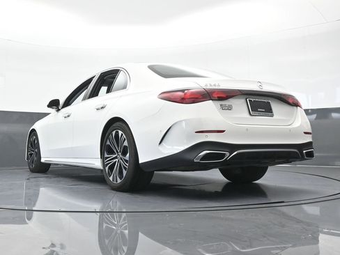 Used 2025 Mercedes-Benz E 350 Sedan image 62