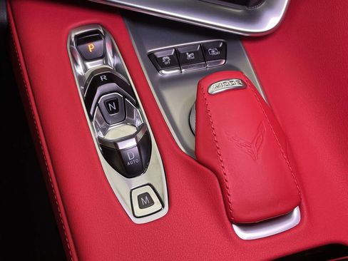 Used 2022 Chevrolet Corvette Stingray Preferred Cpe w/ Battery Protection Package image 31