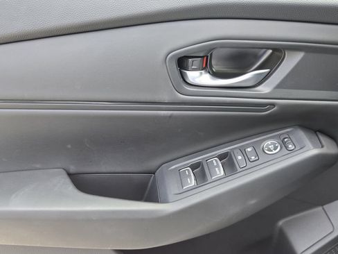 Used 2025 Honda Accord SE image 26