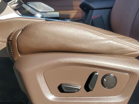 Used 2022 Ford Explorer King Ranch w/ Technology Package AWD/4WD image 6