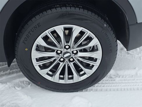 Certified 2024 Cadillac XT4 Premium Luxury image 33