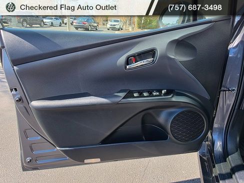 Used 2022 Toyota Prius XLE image 20