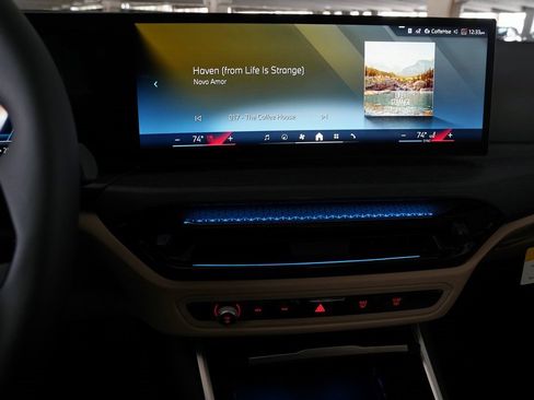 Used 2026 BMW 330i xDrive Sedan w/ Premium Package image 17