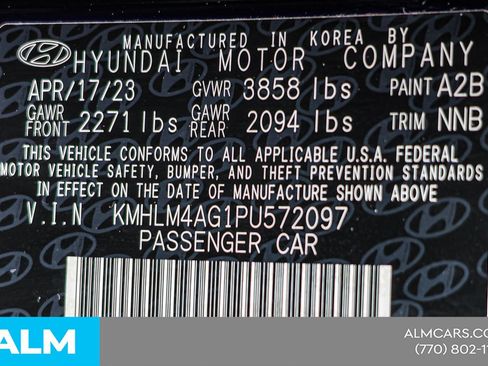 Used 2023 Hyundai Elantra SEL FWD image 46