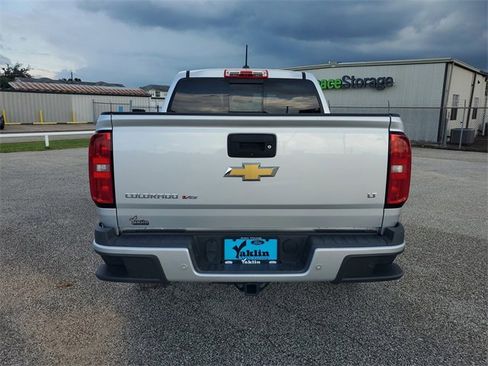 Used 2019 Chevrolet Colorado LT w/ LT Convenience Package image 5
