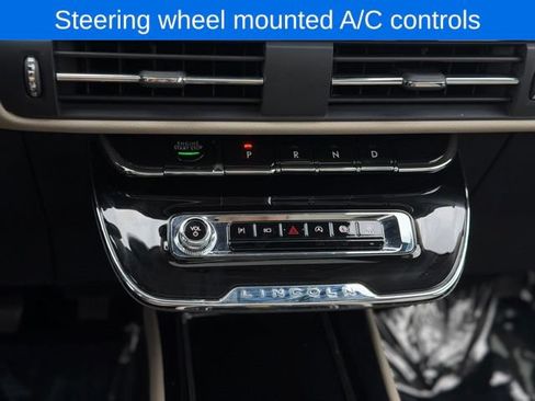 Used 2025 Lincoln Corsair Reserve AWD/4WD image 26