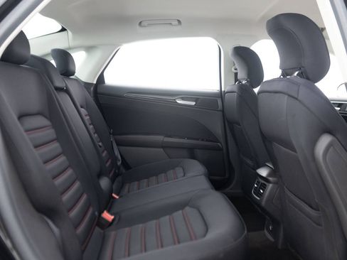 Used 2013 Ford Fusion SE FWD image 31
