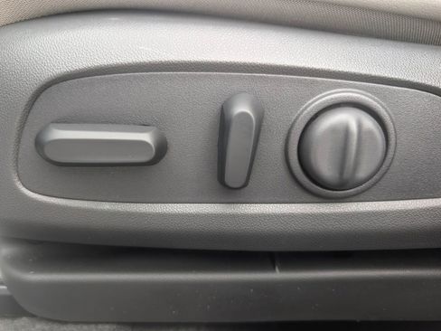 Certified 2025 Buick Envista Avenir image 11