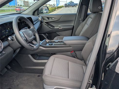 New 2026 Chevrolet Equinox LT w/ Midnight Edition image 10