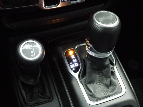 Certified 2022 Jeep Wrangler Unlimited Sport AWD/4WD image 34