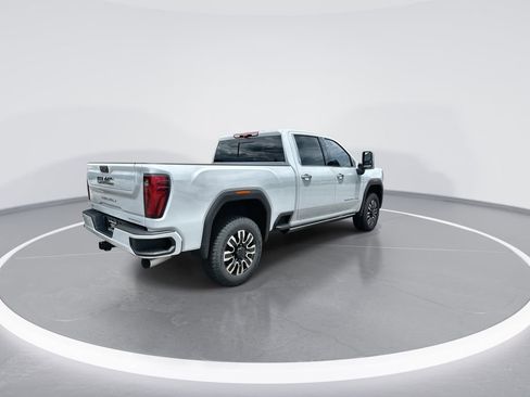 New 2026 GMC Sierra 2500 Denali Ultimate AWD/4WD image 8