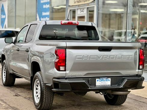 Used 2023 Chevrolet Colorado W/T image 3