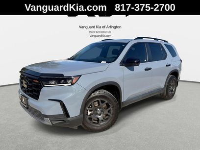 Used 2025 Honda Pilot TrailSport