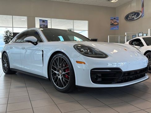 Used 2021 Porsche Panamera 4S AWD/4WD image 2