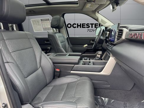 Used 2023 Toyota Tundra Limited AWD/4WD image 17