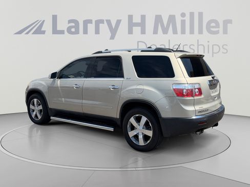 Used 2012 GMC Acadia SLT w/ LPO, 'HIT The Road' Package FWD image 3