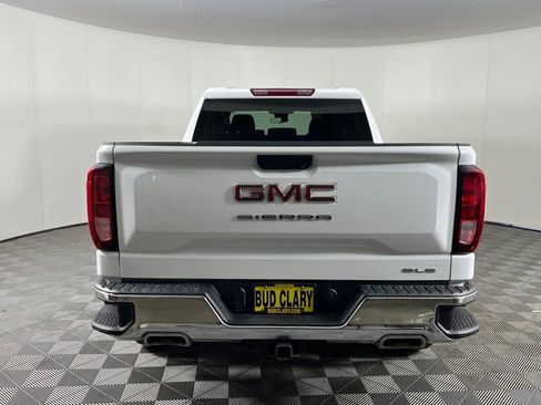 Used 2024 GMC Sierra 1500 SLE w/ X31 Off-Road Package image 7