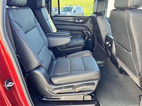 Used 2024 GMC Yukon XL Denali AWD/4WD image 53
