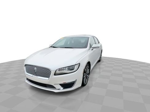 Used 2017 Lincoln MKZ Reserve w/ Climate Package FWD image 4