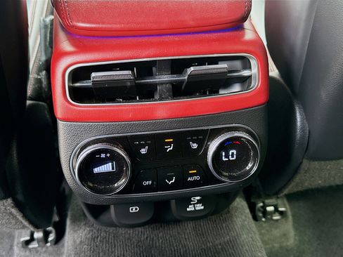 Used 2022 Genesis GV70 3.5T Sport w/ Sport Prestige Package image 23