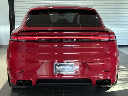 Certified 2025 Porsche Cayenne GTS AWD/4WD image 6
