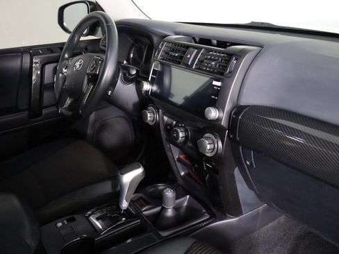 Used 2021 Toyota 4Runner TRD Off-Road AWD/4WD image 24
