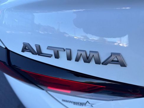 Used 2023 Nissan Altima 2.5 S image 39