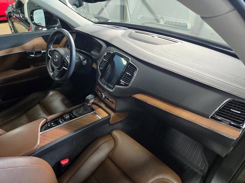 Used 2019 Volvo XC90 T6 Inscription w/ Advanced Package image 16