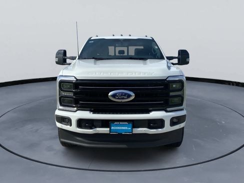 Used 2025 Ford F250 Platinum w/ Snow Plow Prep Package AWD/4WD image 2