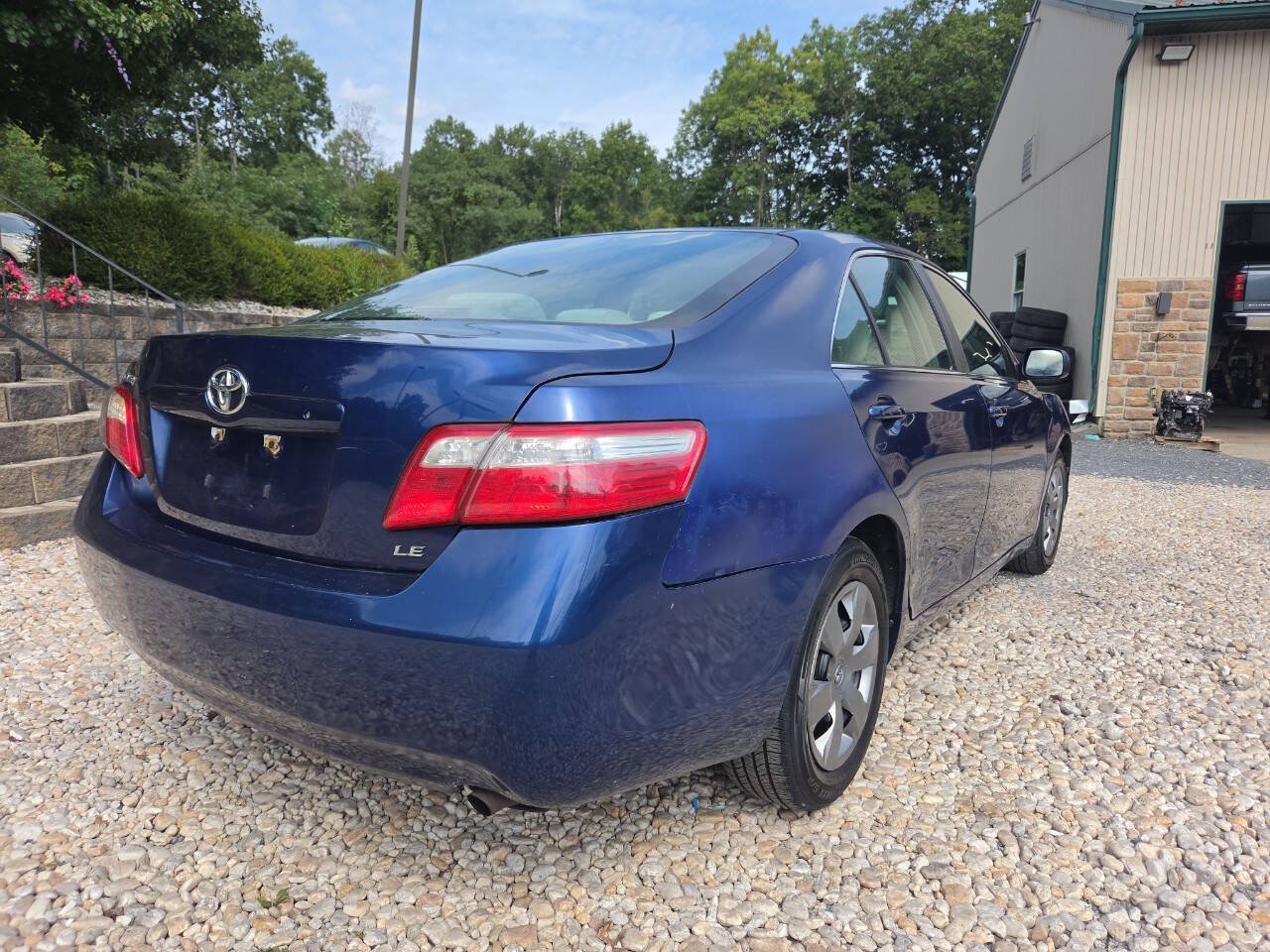 Used 2009 Toyota Camry LE FWD image 6