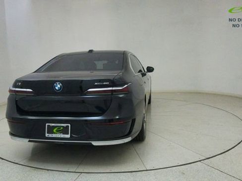Used 2023 BMW i7 xDrive60 AWD/4WD image 76